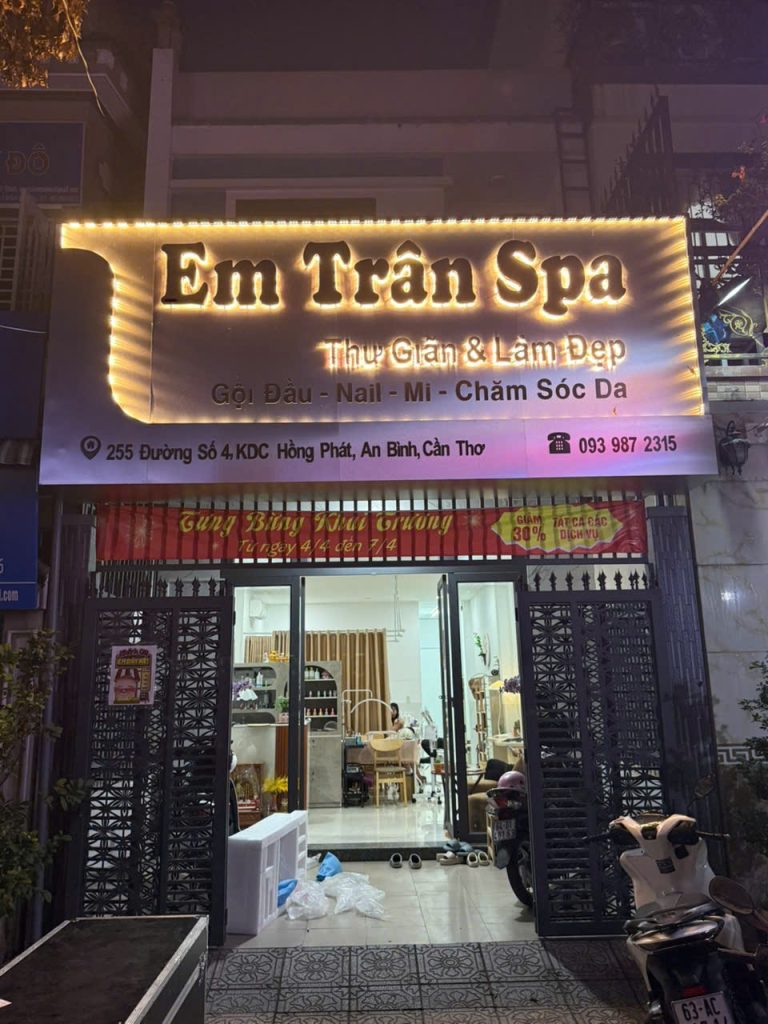 EM TRÂN SPA